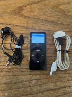 Apple Black iPod Nano Media Music Player 2GB, Blue Headphones With Case & Charger