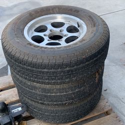 Rims And Tires Off Toy Hauler St225/75r15