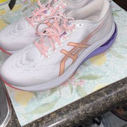 ASICS GT-2000 II