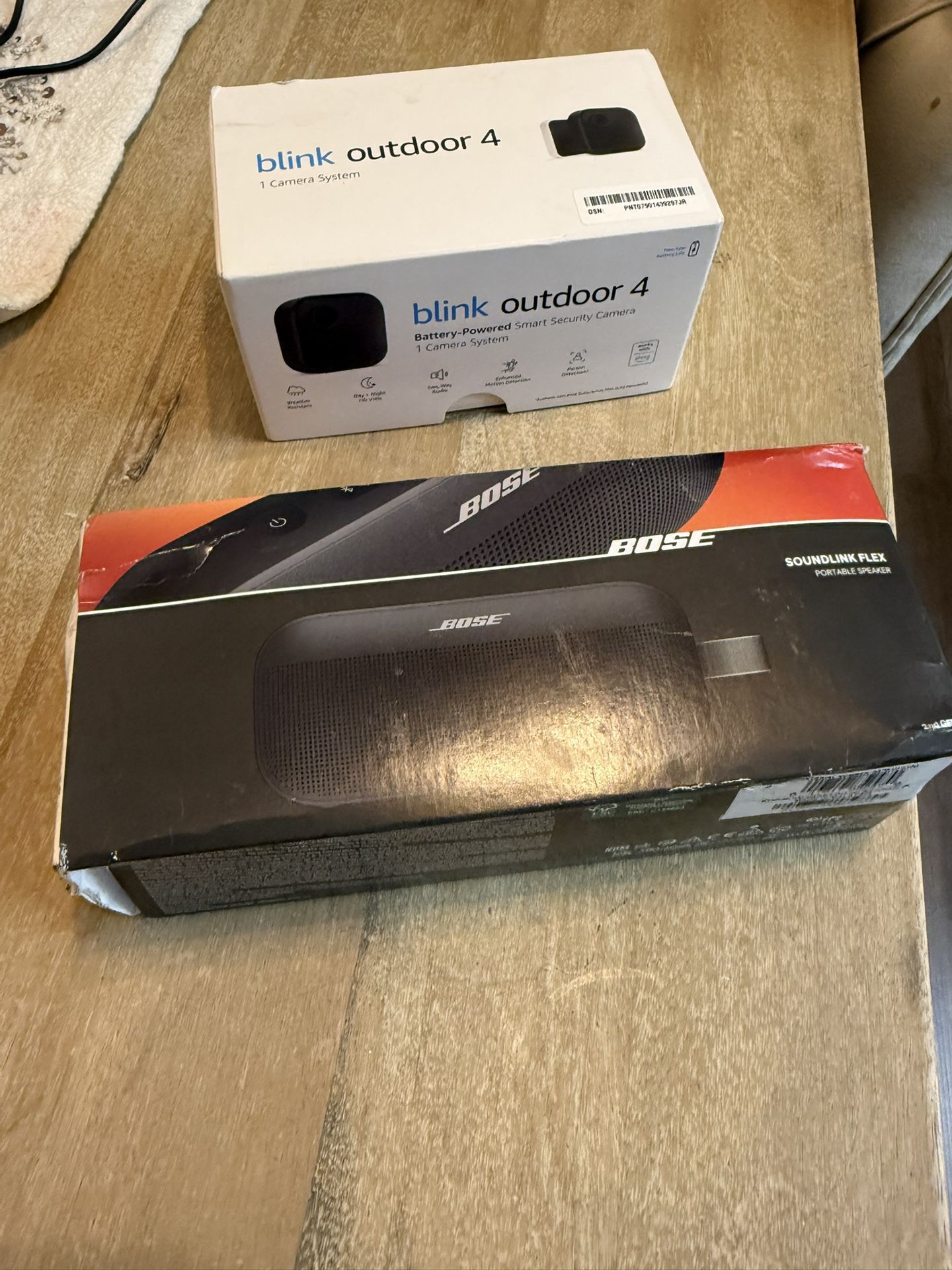 Bose Bluetooth And Blink 4 Wireless Camera Kit 