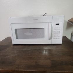 Hotpot Over The Range Microwave 