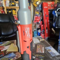 Milwaukee
M18 18V Lithium-lon Cordless
3/8 in. 2-Speed Right Angle
Impact Wrench (Tool-Only)