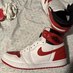 Nike Air Jordan 1 High OG GS Sz Mens 10 Heritage Red