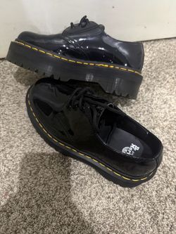 doc marten shoes