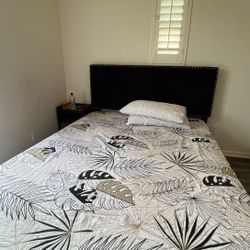 Queen Bed Set Complete