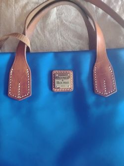 Dooney Bourke
