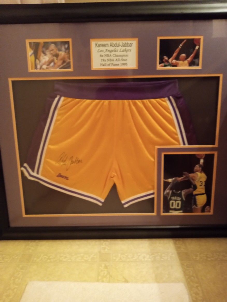 Kareem Abdul-Jabbar Sign Frame Game Shorts With Pictures And Certificate Of Authenticity