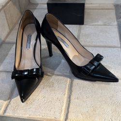 Prada Black Patent Leather Heels with Bow Size 38