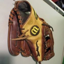 Used Wilson A2K 12" Glove - RHT