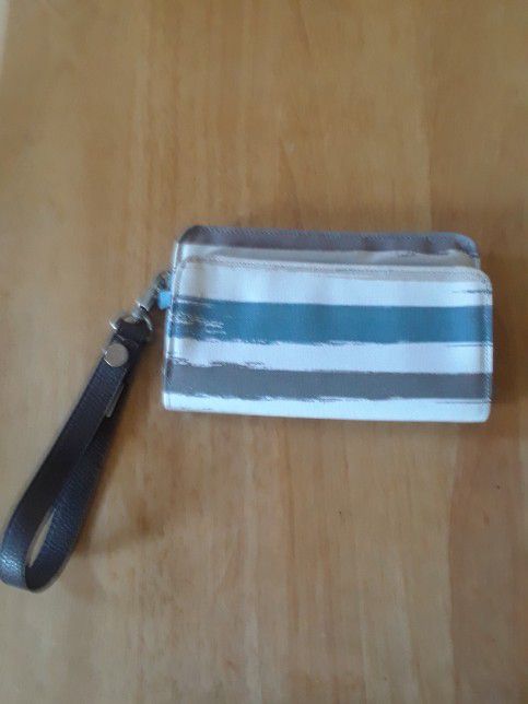 Thirty One Wallet With Wrist Strap