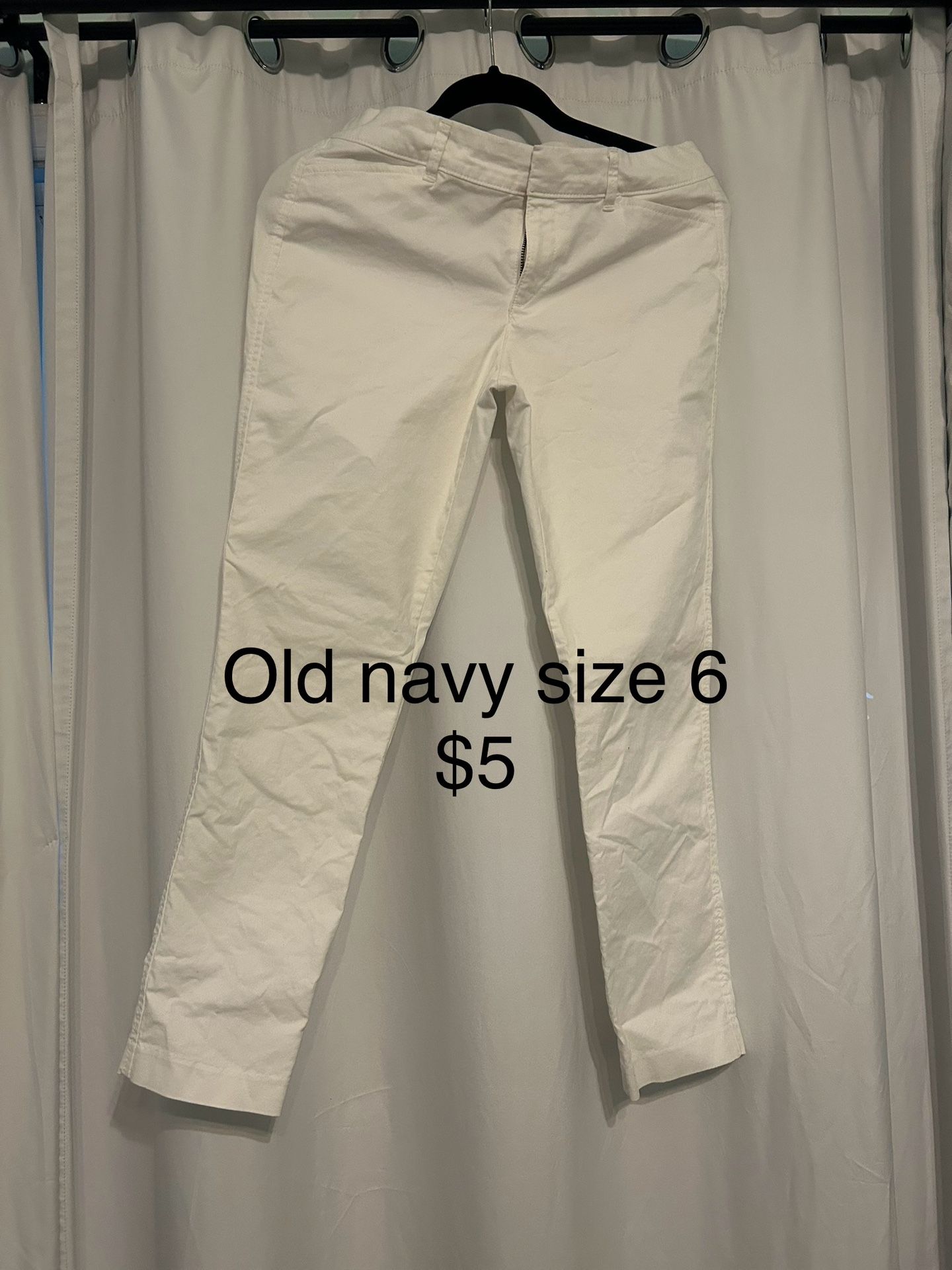 Old navy white capri