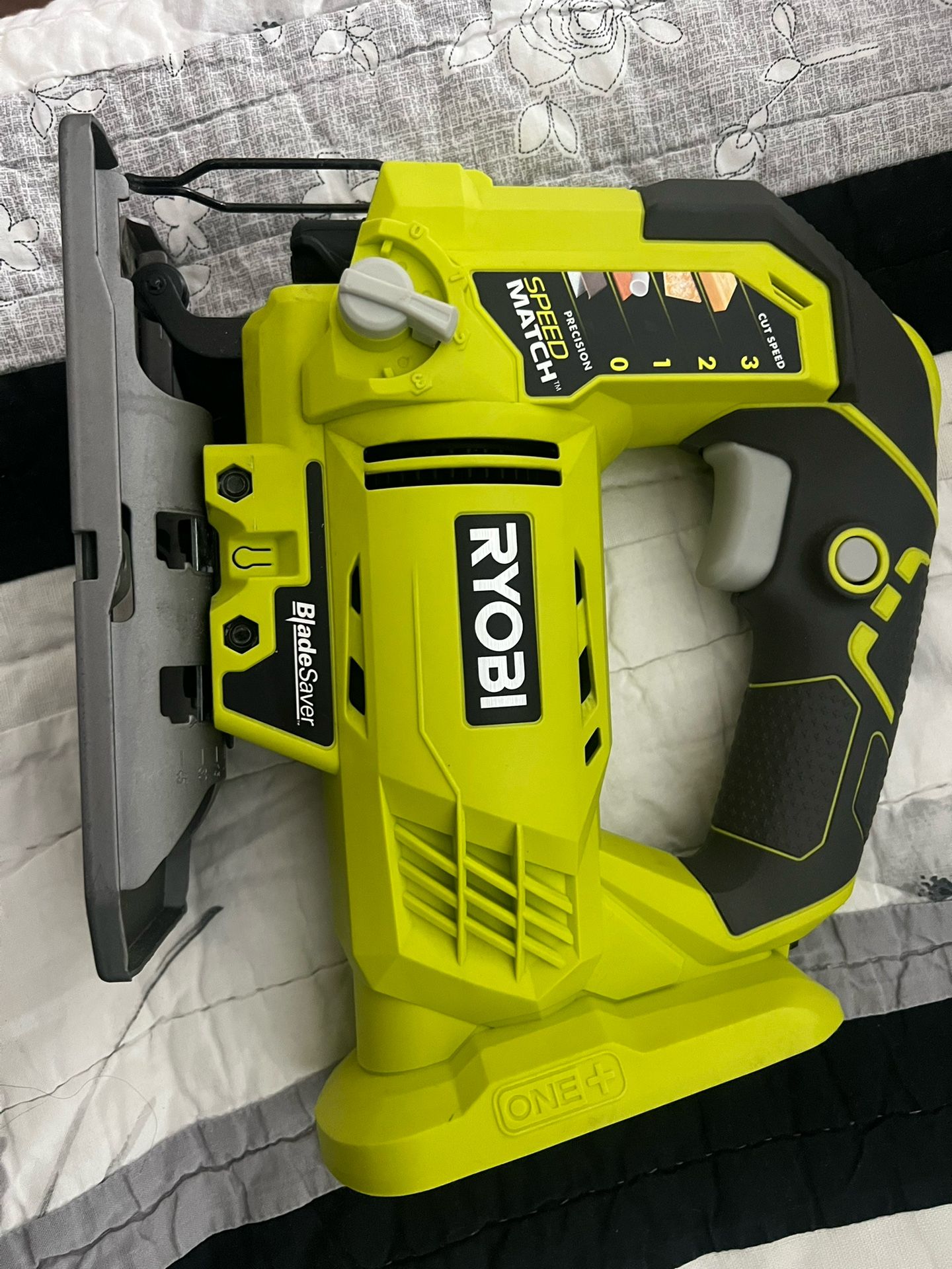 RYOBI Cordless Orbital Jig Saw (Tool Only)
