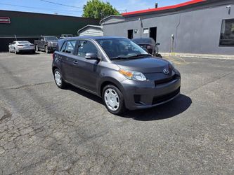2010 Scion xD