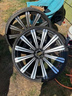 🔥 28” Chrome & Black Rims – Set of 4 – No Cracks or Dents 🔥