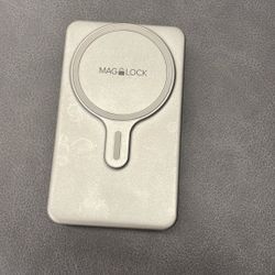 My Charge MAG LOCK Wireless Power Bank 