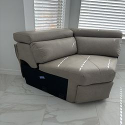 Center Curved Piece From Couch