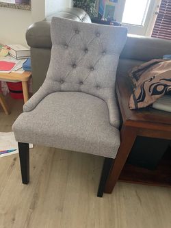 Gray Tufted Accent Chair with Dark Legs