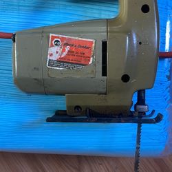 2 Speed Jigsaw Works Great. Black & Decker .Branford .