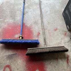 Push Brooms And Squeegee’s 