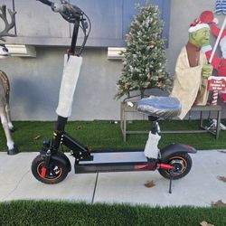 Electric Scooter with Seat for Adults, 28 Mph Max Speed & 31 Miles Max Range,