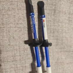 3M Filtek Supreme Flowable Restorative dental composite syringe In shade A1