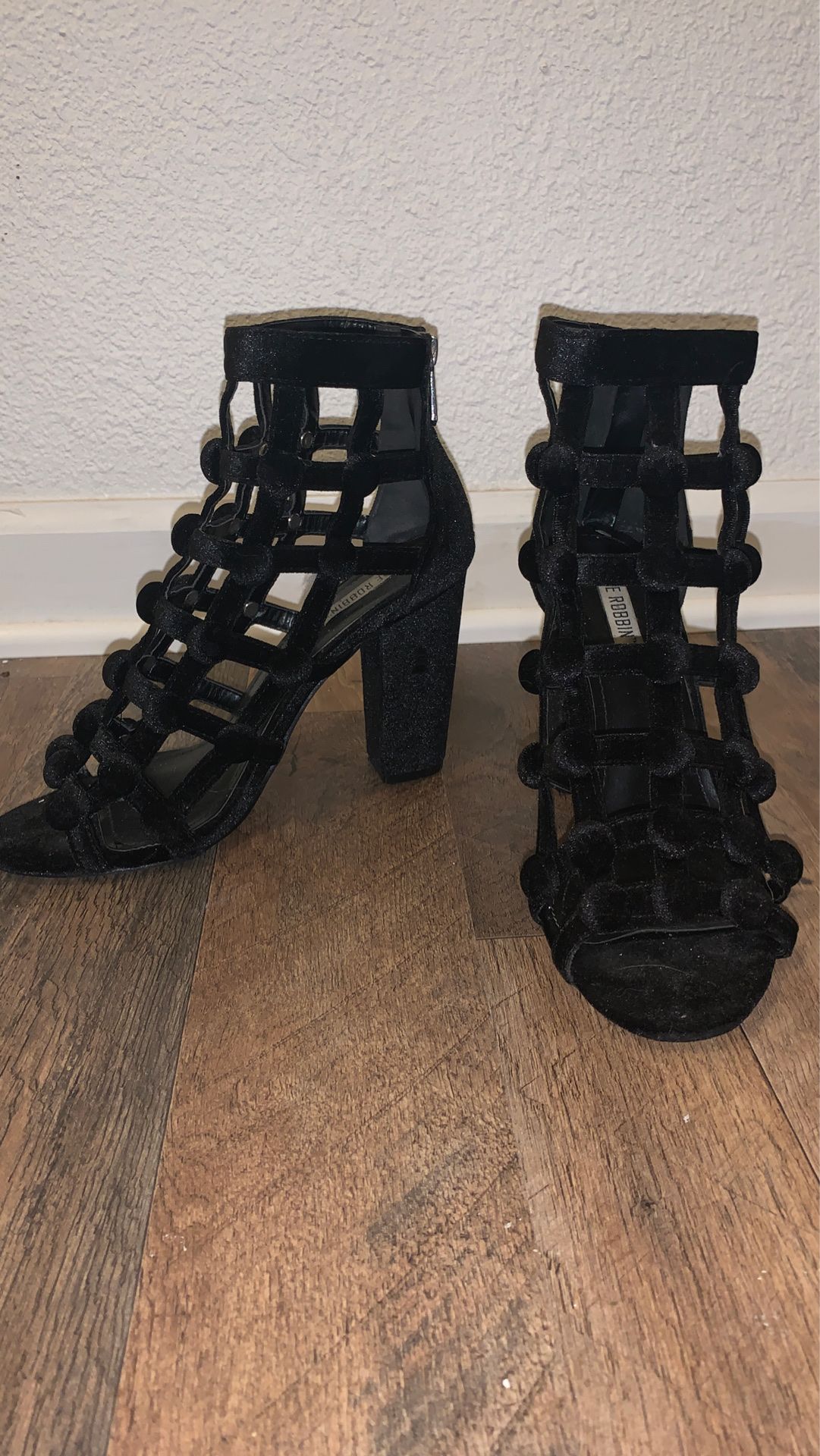 Sway Black Heels