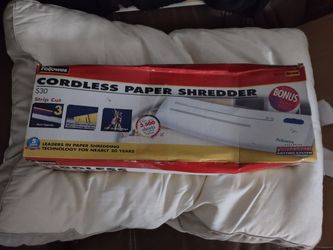 PAPER SHREDDER