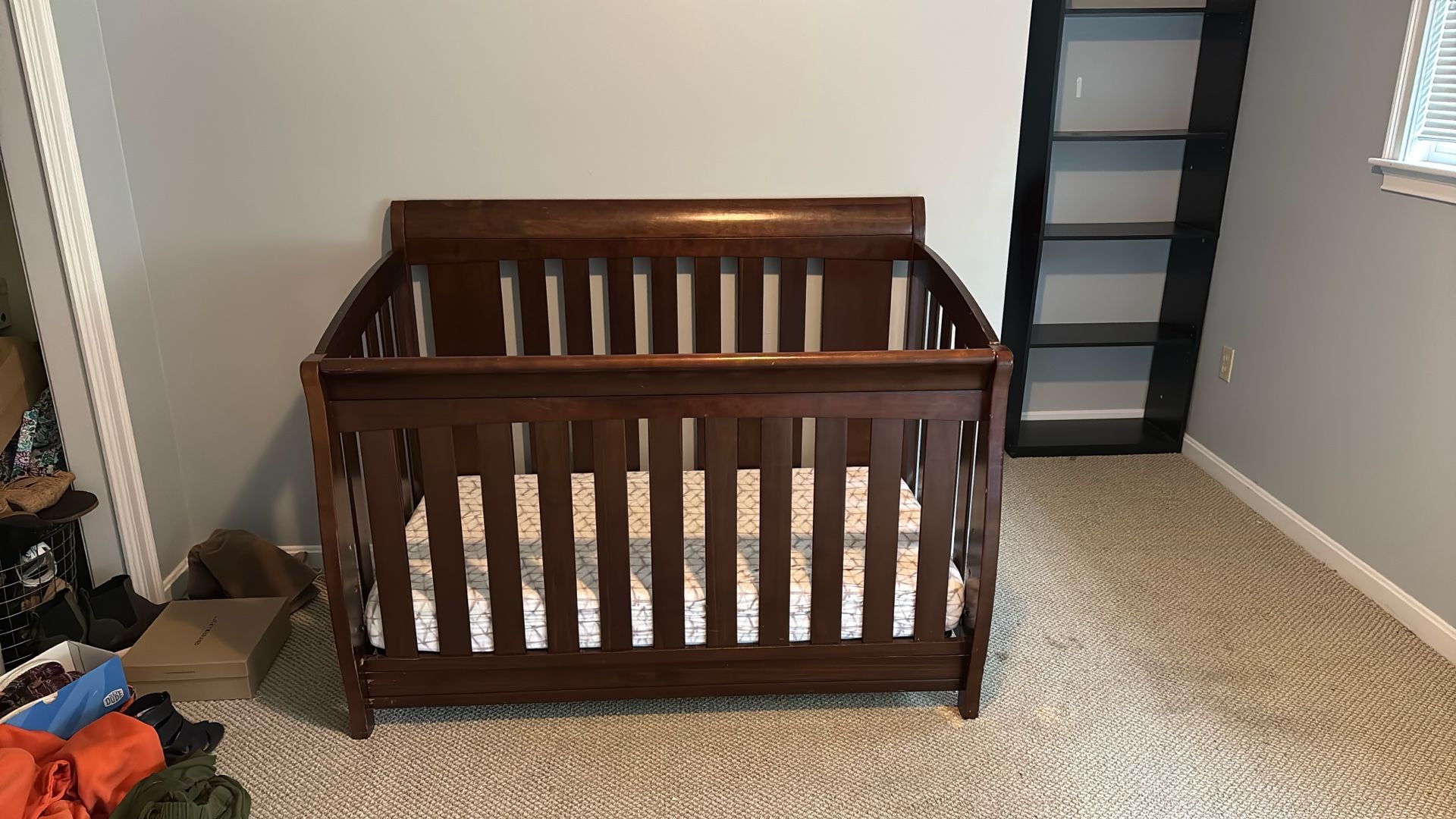 Crib & Dresser
