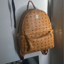 100$ 
