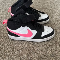 Nike girls size 4 