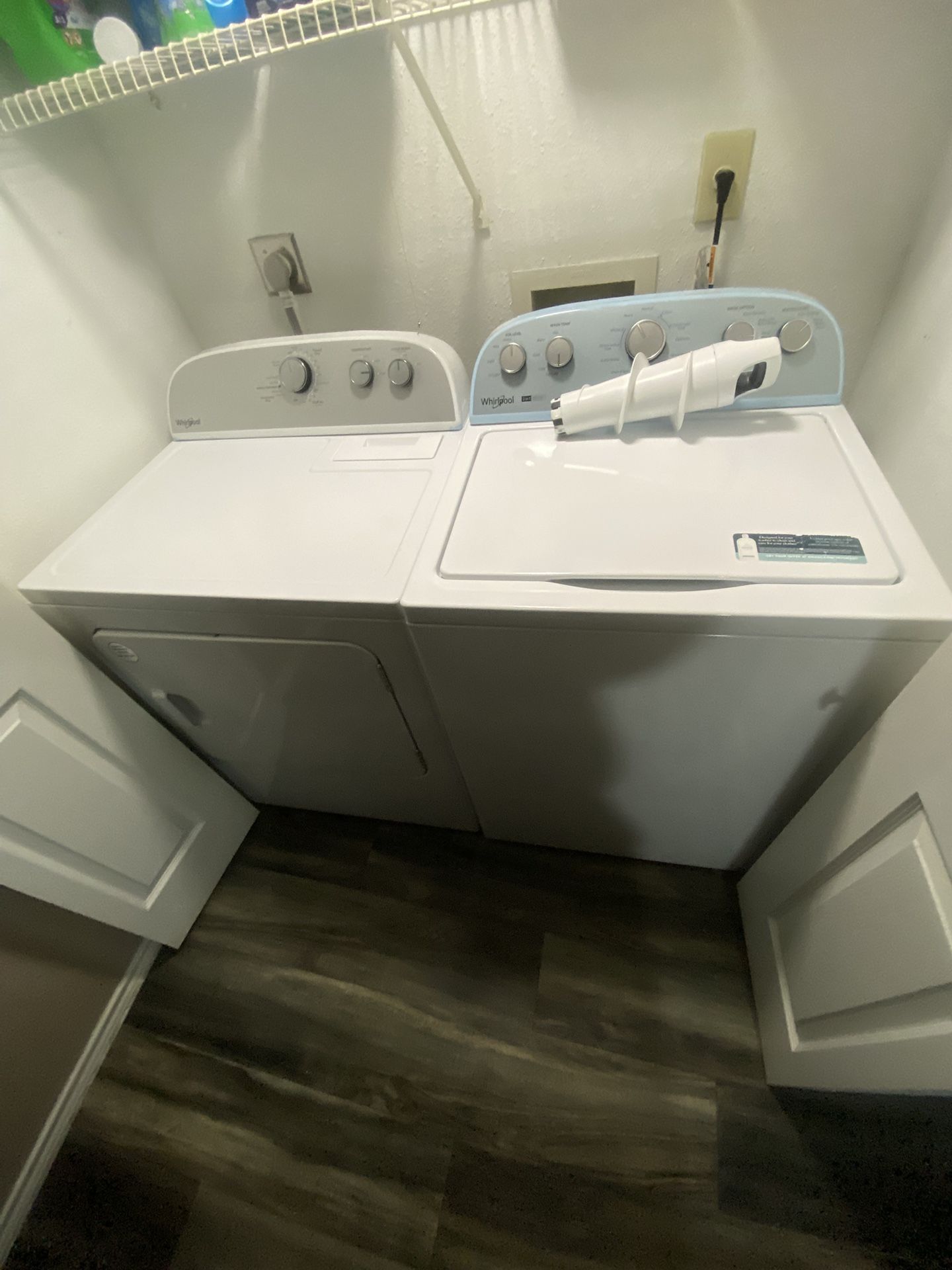Washer and dryer set