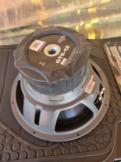 JBL subwoofer  12"