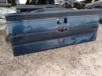 Blue tailgate for 2009 to 13 Ford F 150