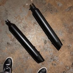 Harley Davisons Exhaust Pipes