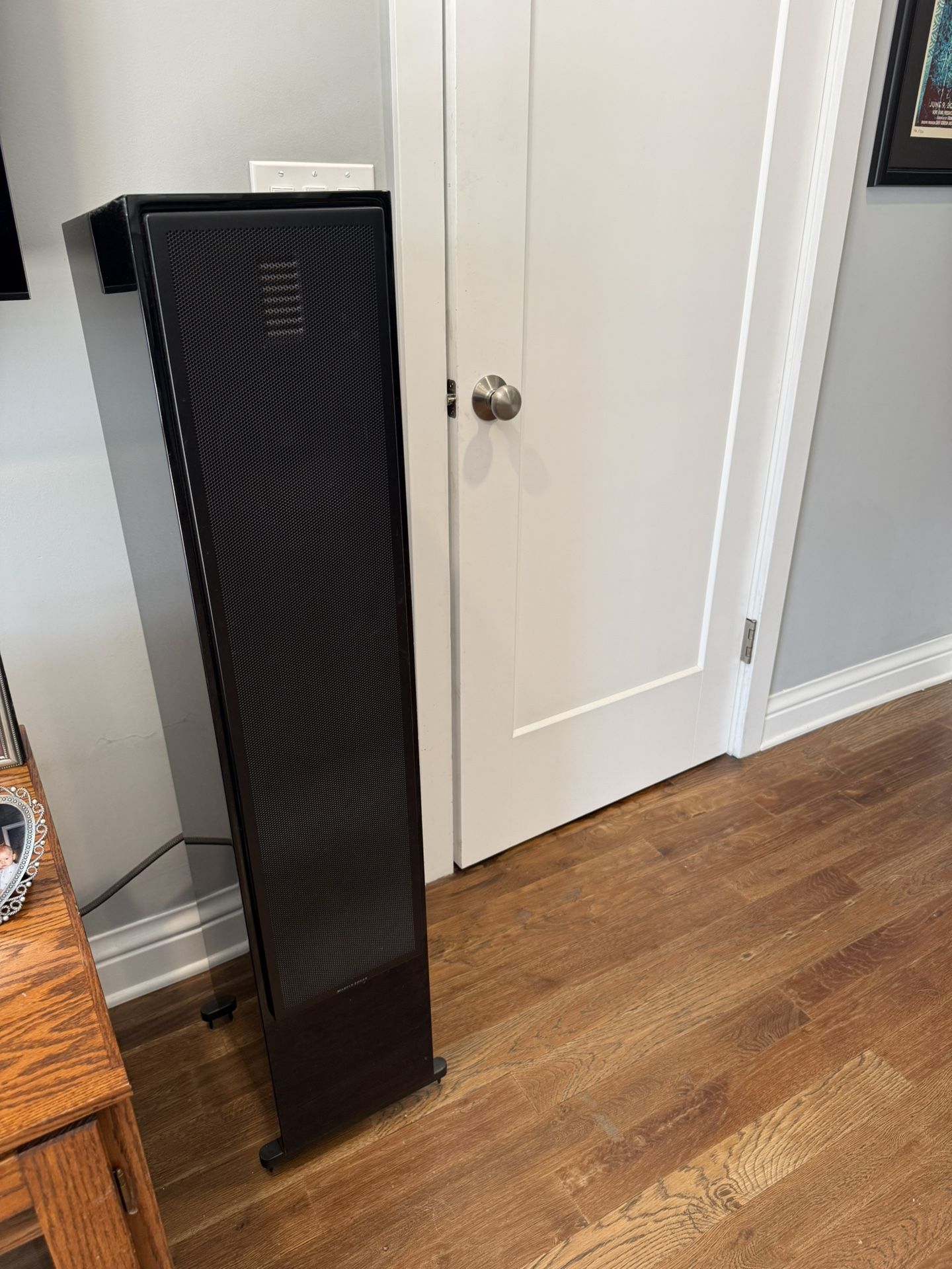 2 MartinLogan Motion 60XT Floor Speakers - Glossy Black