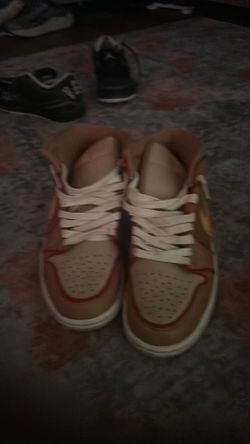 Jordan burgers don’t need then size 9 selling for 40