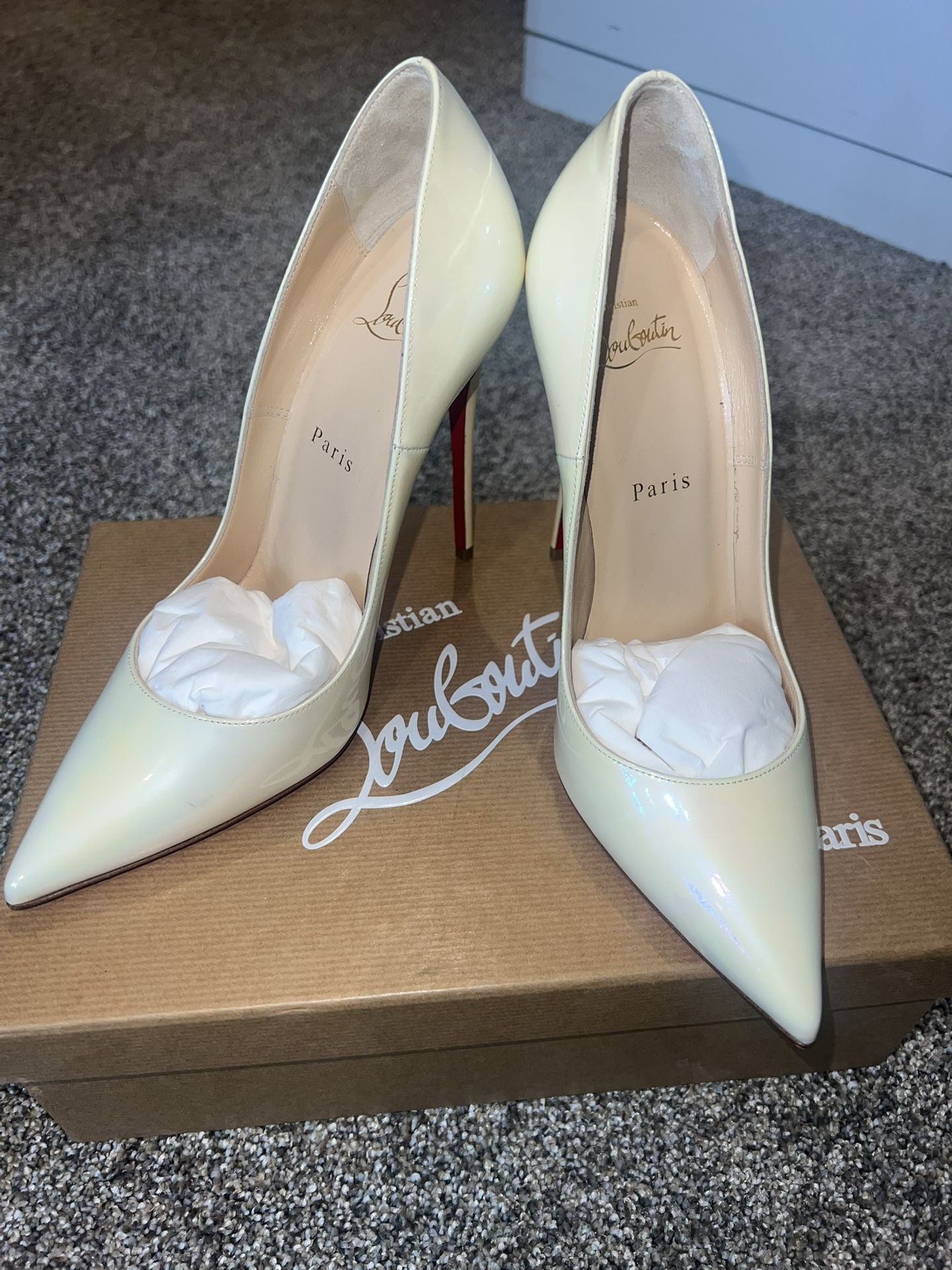 Women’s Red Bottom Christian Louboutin Size 8 1/2