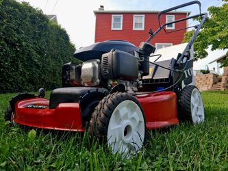Toro 22" Recycler 3-in-1 FWD Self-Propelled Lawn Mower