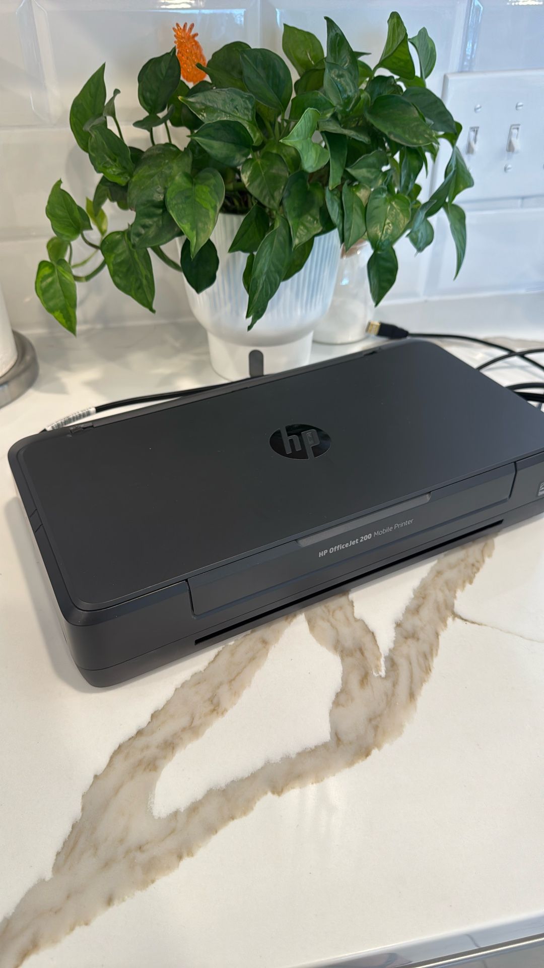 HP OfficeJet 200 Mobile Printer