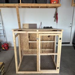 Chicken Coop (4’x4’) Maricopa Location 