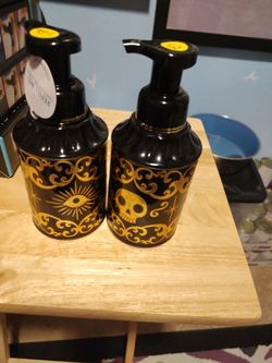 Bath and body works soap holders new