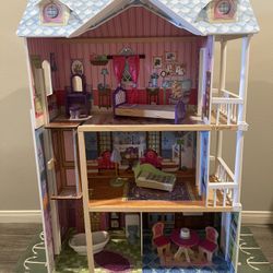 Giant Dollhouse 4 Feet Tall