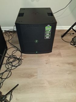 Makie thump bass speaker self powerd trades consider