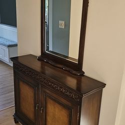 Entryway Cabinet with Matching Mirror – Solid Wood