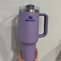 New: Stanley Quencher H2.0 FlowState 40oz Stainless Steel Tumbler - Lavender