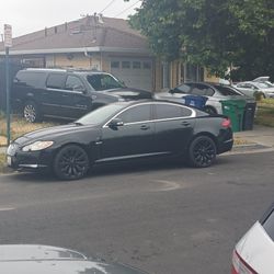 2010 Jaguar XF  4.2