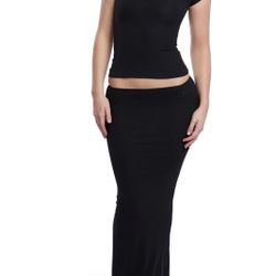 Body by Raven Tracy Ribbed Maxi Skirt And Headband (Black)