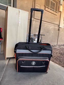 Klein Tools Rolling Tool Bag
