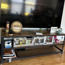 TV Stand 