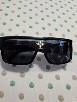 L FASHION shades for men or women